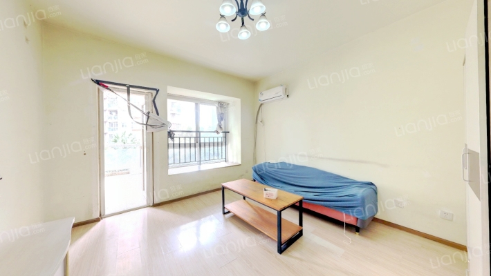 齐力碧水湾二手房实景图