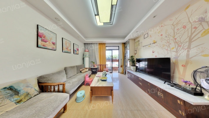 赏峰名邸二手房实景图