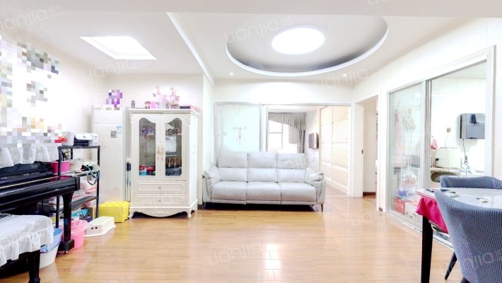 枫丹白鹭二手房实景图