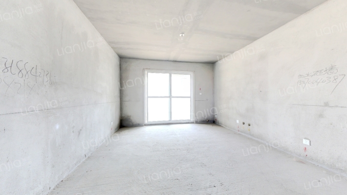 东河嘉园一期二手房实景图