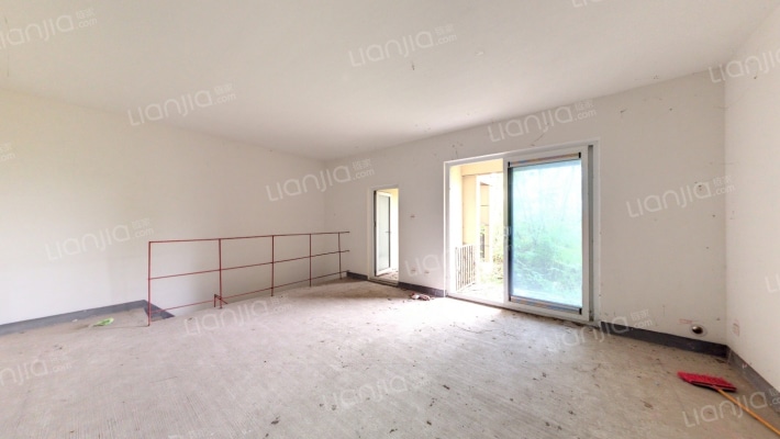 龙湖小庭大院二手房实景图