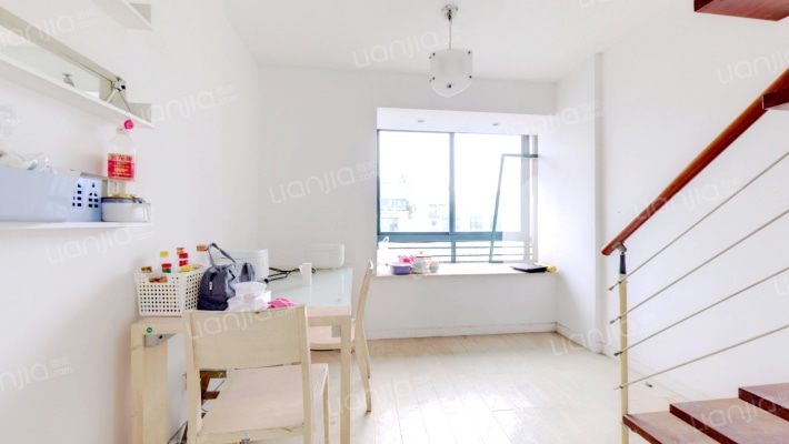 丽都国际二手房实景图