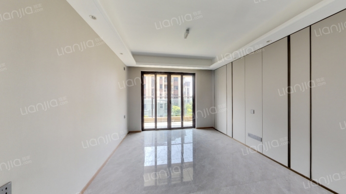 珺睿华庭二手房实景图