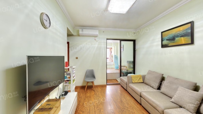 皇冠国际社区三期二手房实景图