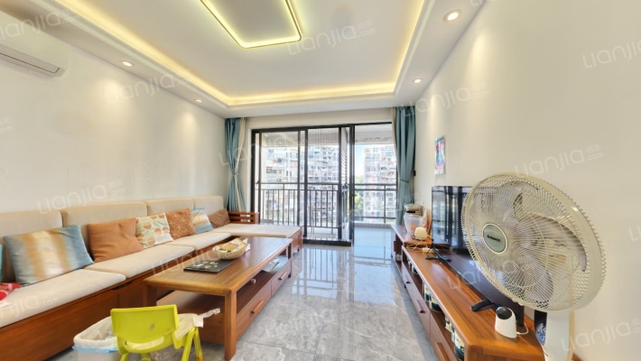 茵悦之生花园三期二手房实景图