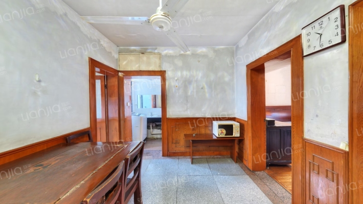 新苑村二手房实景图