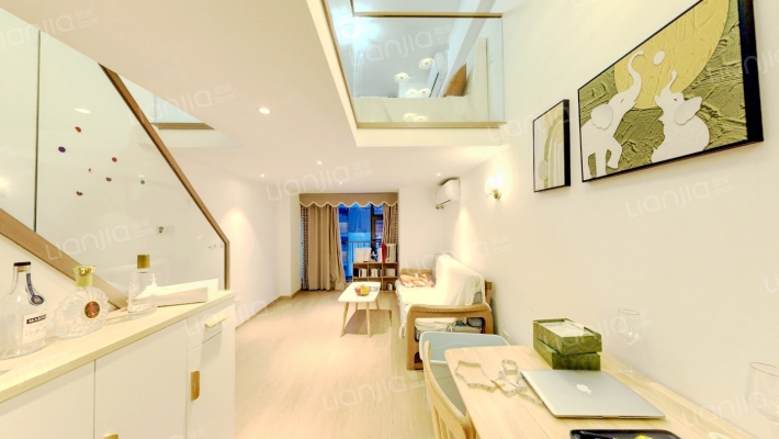 融创云潮府二手房实景图