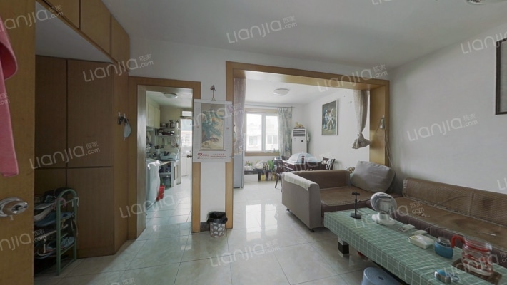 宁国路152号宿舍二手房实景图