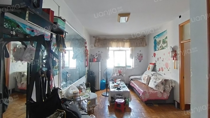 新闻街建行家属院二手房实景图