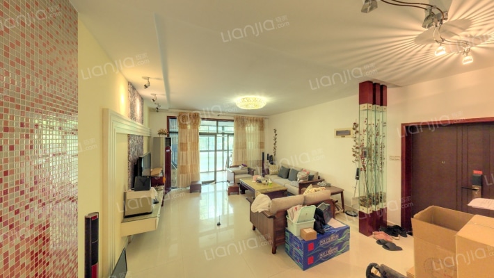 通泰梅岭苑二手房实景图