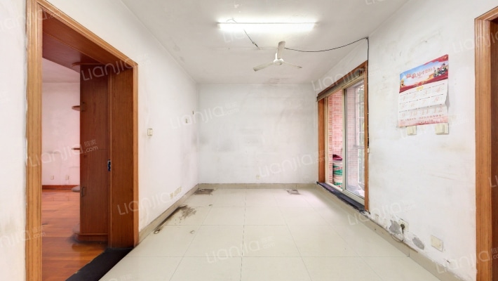 富强新苑一区二手房实景图