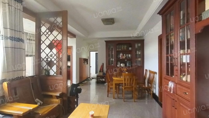 溪西三区辅仁邨二手房实景图