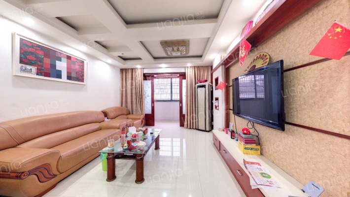 春天雅苑二手房实景图