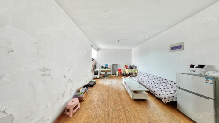 兴华苑B区二手房实景图