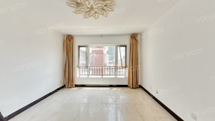 金路苑二手房实景图