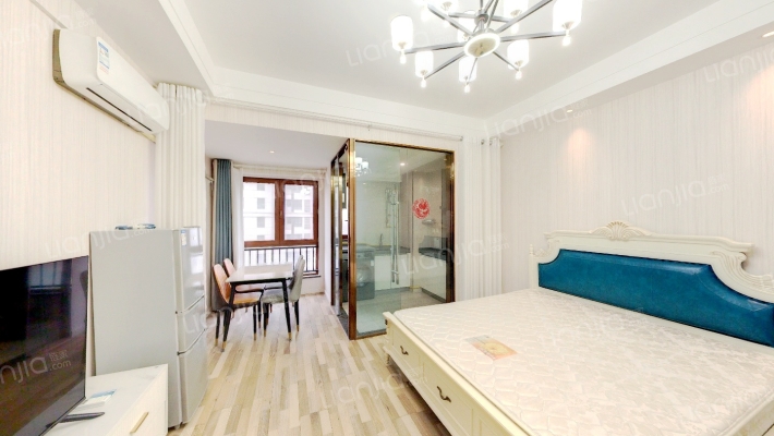 感恩时代广场二手房实景图