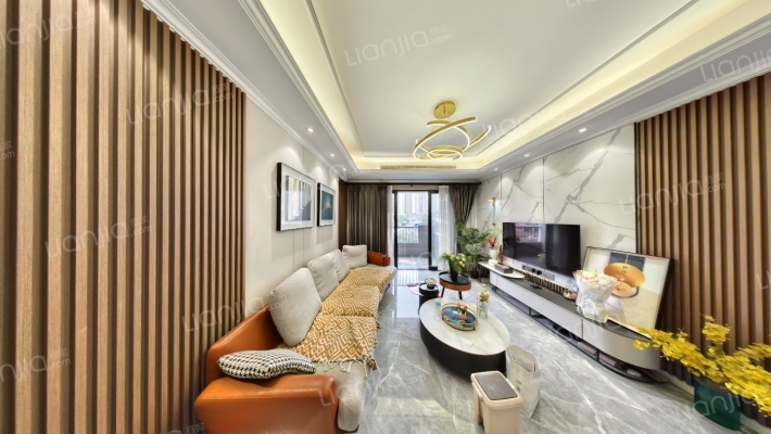 蓝色经典小区二手房实景图