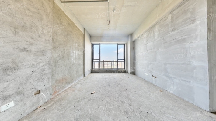 洲际华府广场二手房实景图