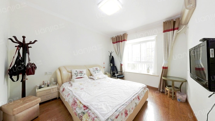 水映城邦二手房实景图