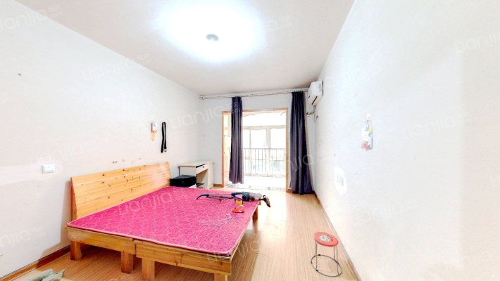 宋艾新村一期二手房实景图