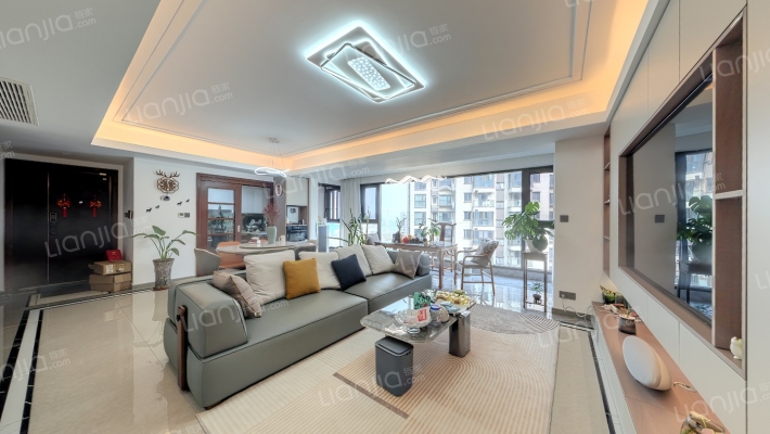 绿地新里城四期二手房实景图