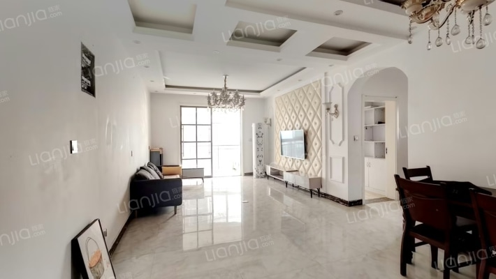 腾龙名都二手房实景图