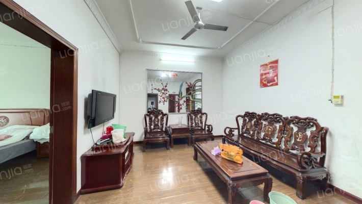 大北门街18号二手房实景图