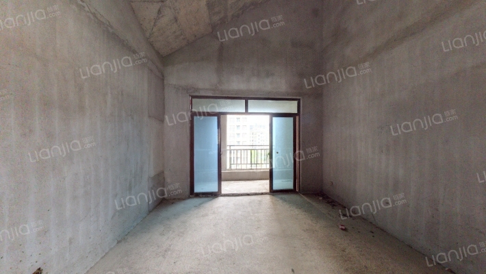 宏泰四季花城二手房实景图