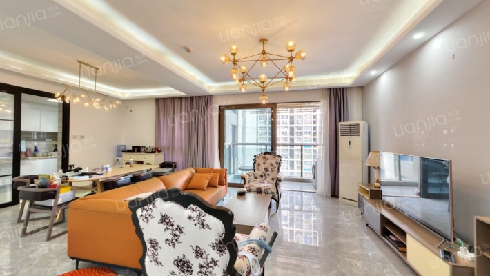 鸿荣源·壹方中心·玖誉二手房实景图