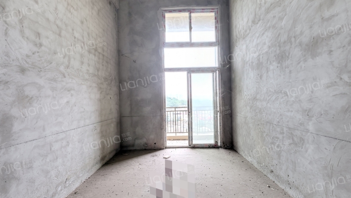 融创春晖十里钓鱼台二手房实景图