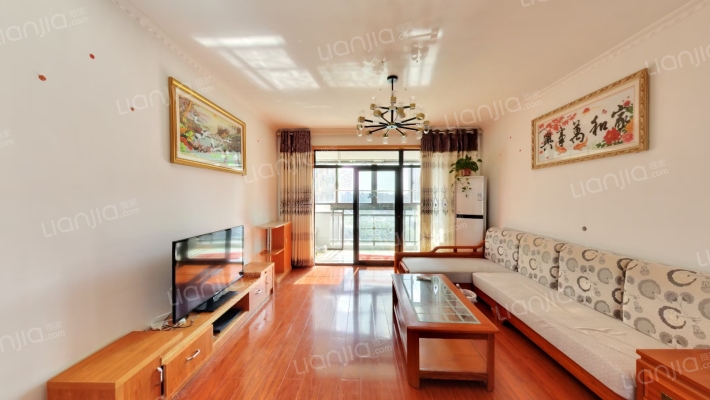 恒盛皇家花园二手房实景图