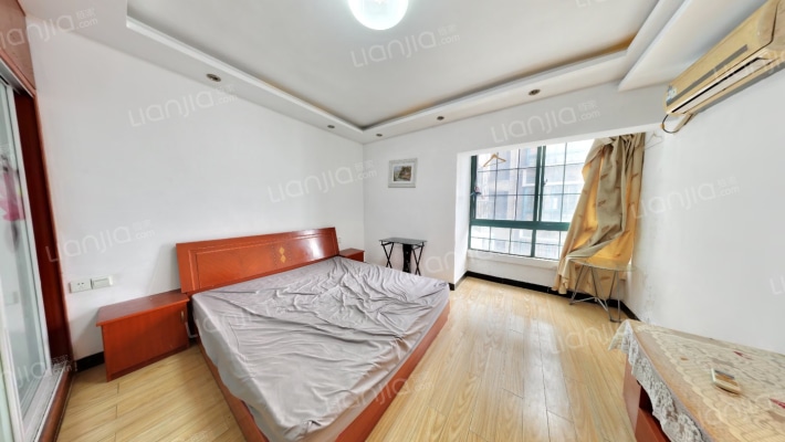 清华园二手房实景图