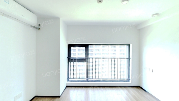 世宸名府二手房实景图