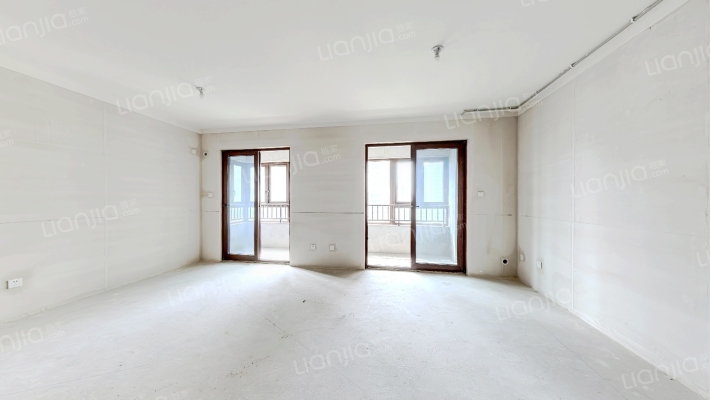 旭辉翡翠江来二手房实景图