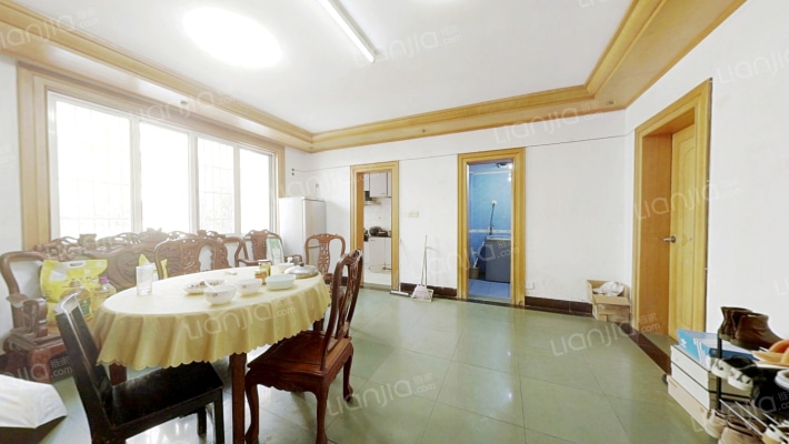 泾园新村南区二手房实景图