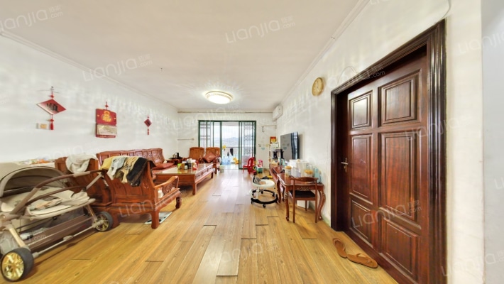 东湖豪庭二手房实景图