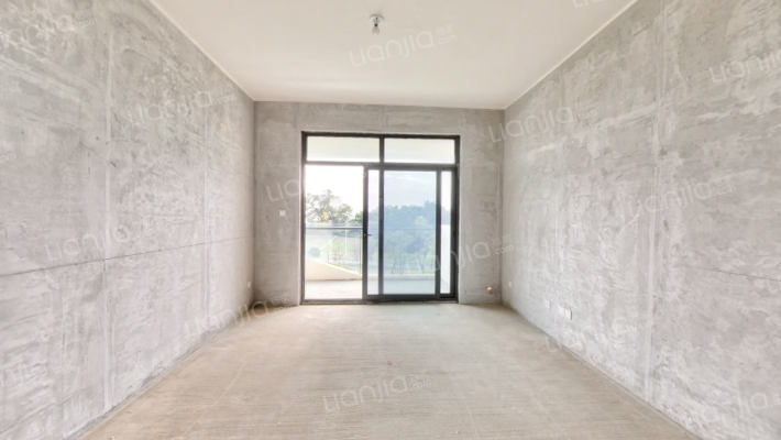 半山湖景二手房实景图