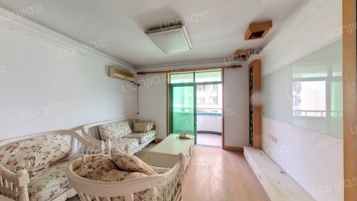 宝龙中心二期二手房实景图