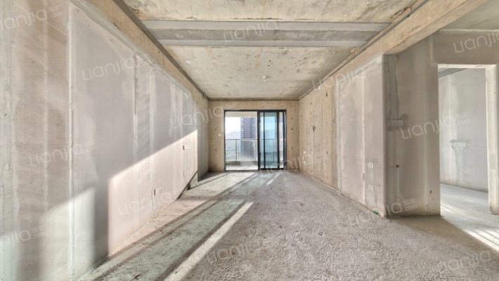 蔚蓝左岸花园二手房实景图