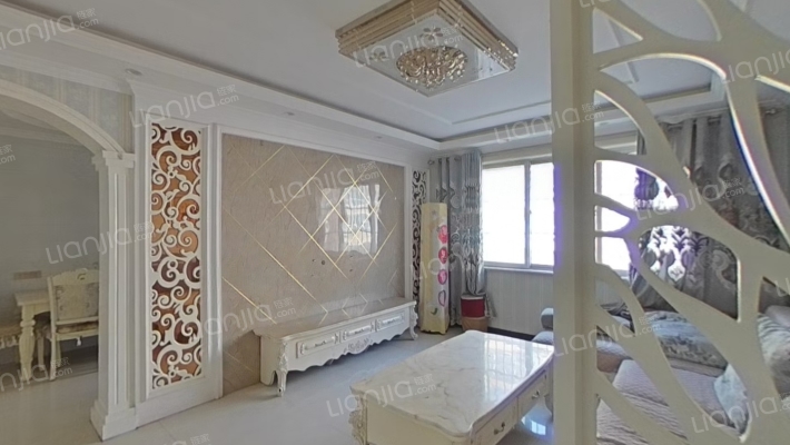 凤凰新城二手房实景图