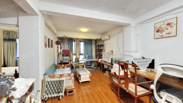 艾盛春天里二手房实景图