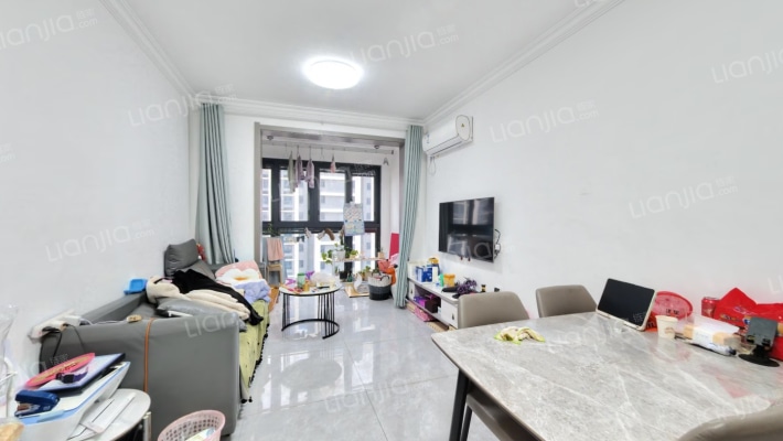 兴南华庭西区二手房实景图