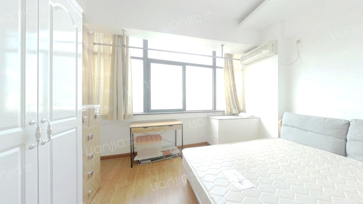 时代广场二手房实景图