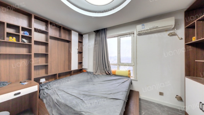 亿海名都二手房实景图