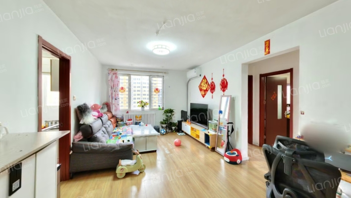 金驹家园D区二手房实景图