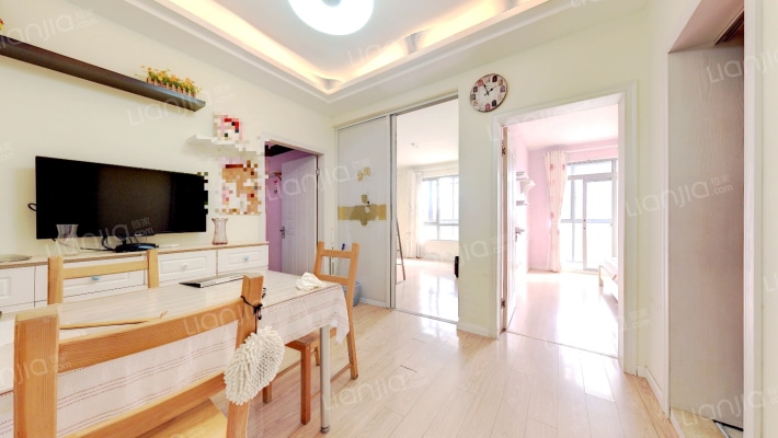 翡翠国际二手房实景图