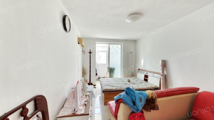 新园里二手房实景图