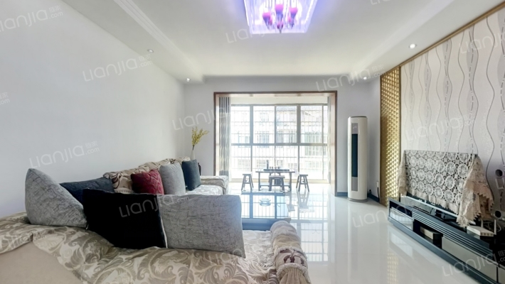 亚龙世纪嘉园二手房实景图