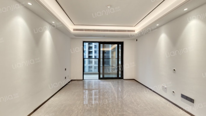 俊发俊云峰二手房实景图