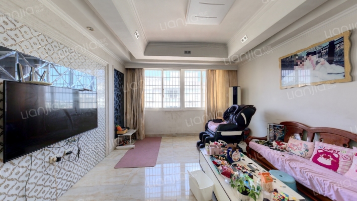 新天第凤凰小区二手房实景图